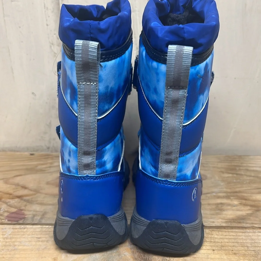 Toddler boys snow/winter boot by Lands End Velcro closures Toggle ties Like new